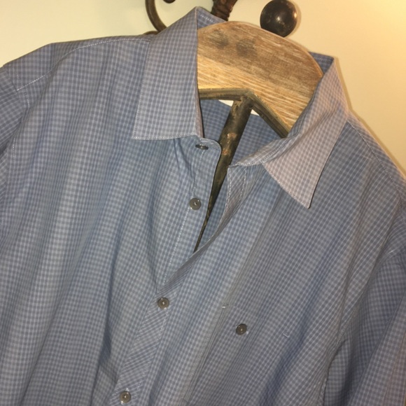 Light blue Calvin Klein shirt - Picture 2 of 8